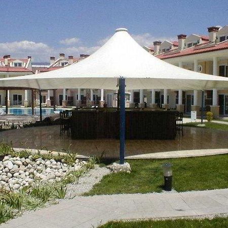 Oasis Holiday Residences Yanıklar Esterno foto